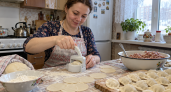 Кружок теста + ложка фарша — и пельмень готов: нашел на Ozon гаджет для быстрой лепки без хлопот